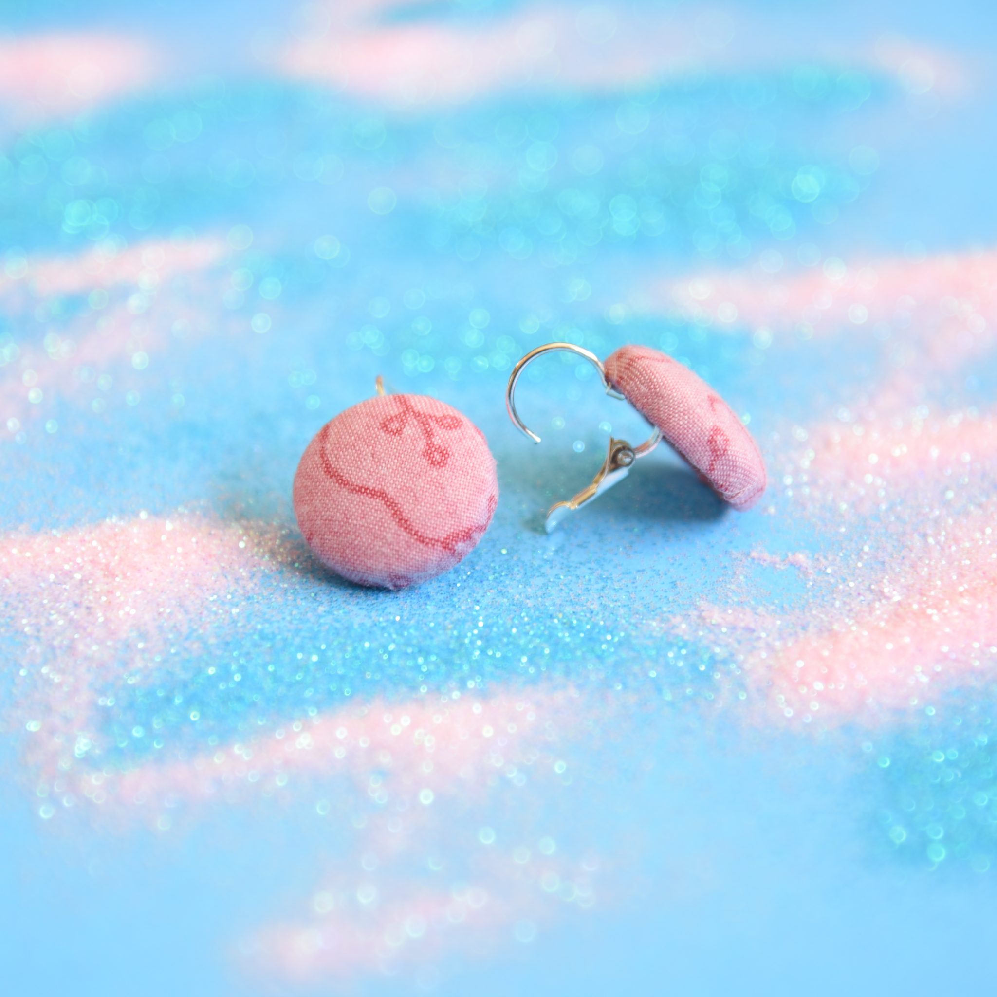 earrings dangly, dusty pink, vintage fabric