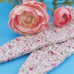 Rockabilly headband – white with tiny pink florals